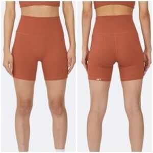 SET Active AIRLUXE BREATHE SHORTS in Coral Sz S
